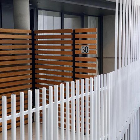 The Gallery Luxe 1 Bedroom Executive Apartment In The Heart Of Braddon Wine Secure Parking Wifi Канбера Екстериор снимка
