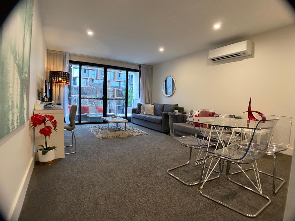 The Gallery Luxe 1 Bedroom Executive Apartment In The Heart Of Braddon Wine Secure Parking Wifi Канбера Екстериор снимка